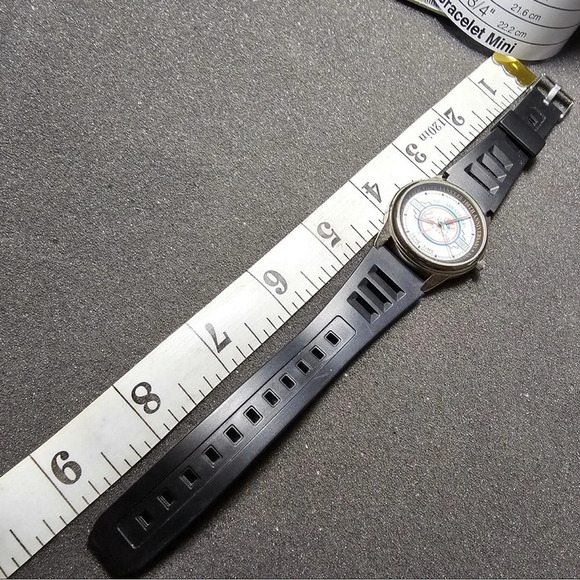 Game Time New York Yankees Mens Quartz Watch Commemorative 100 Years Working - Picture 9 of 10